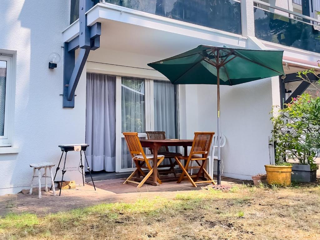 Appartement avec terrasse près de la plage - 1
