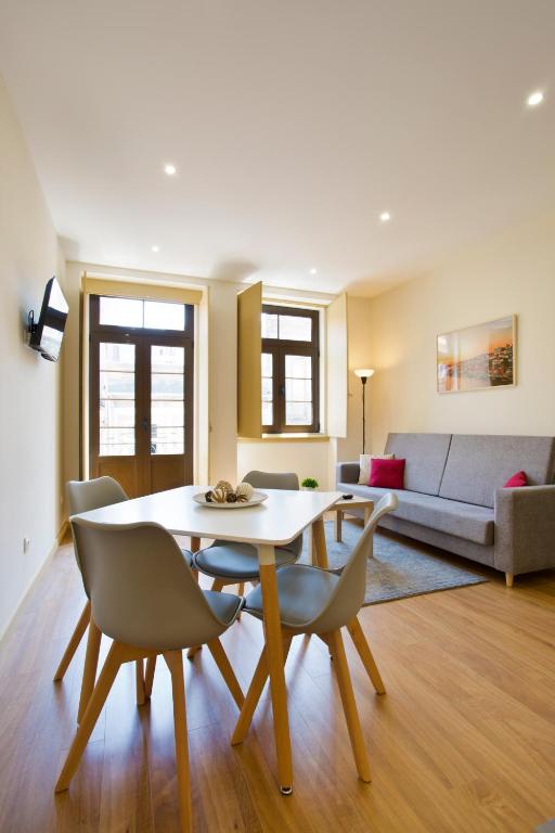 Aposentus - CS Trindade Apartments, Porto