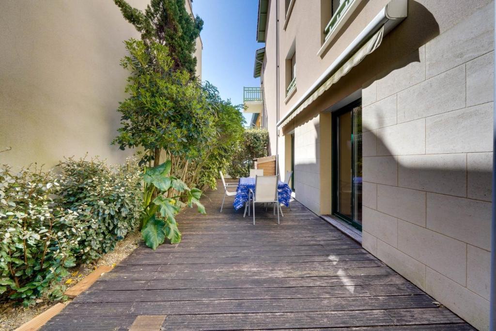 Appartement Jammes : 5 Personnes, Terrasse, Parking, Proche Plage" - 5