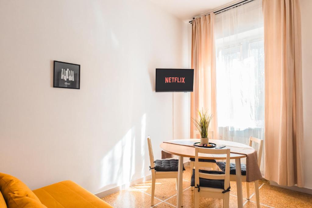 'MUSIC HOME' 15minCentral Station - LinateAirport - Metro - 2