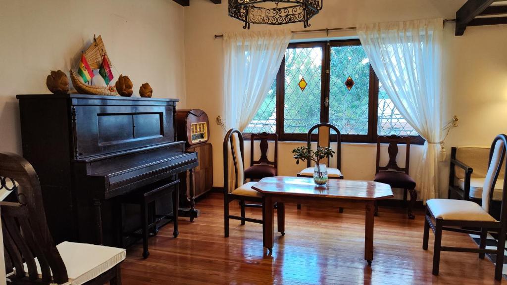 "HOTEL BOUTIQUE LA MAISON DE LA BOLIVIE" Casa de Huéspedes - 3