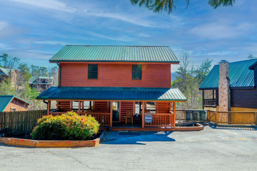 Angel's Crest, Pigeon Forge