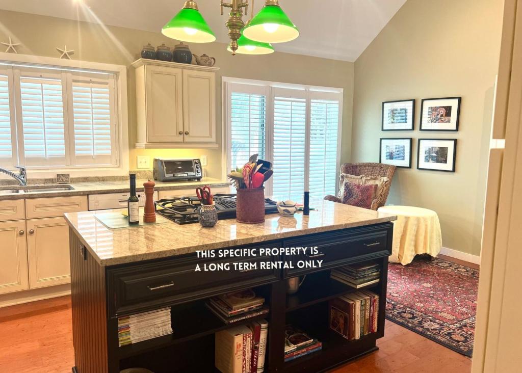 1020 Embassy Row, Johns Island