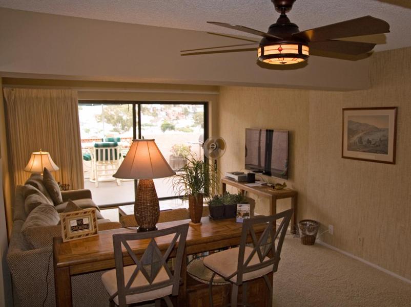 Bahia Vista C59, Avalon