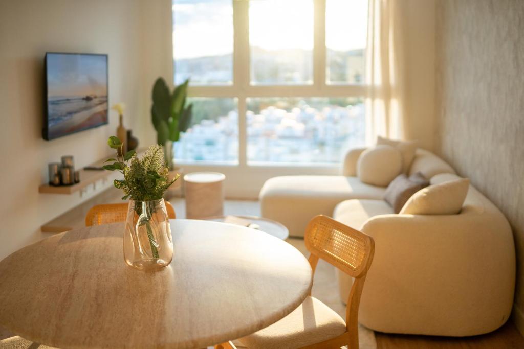 Malaga Sunset View Apartment - 5
