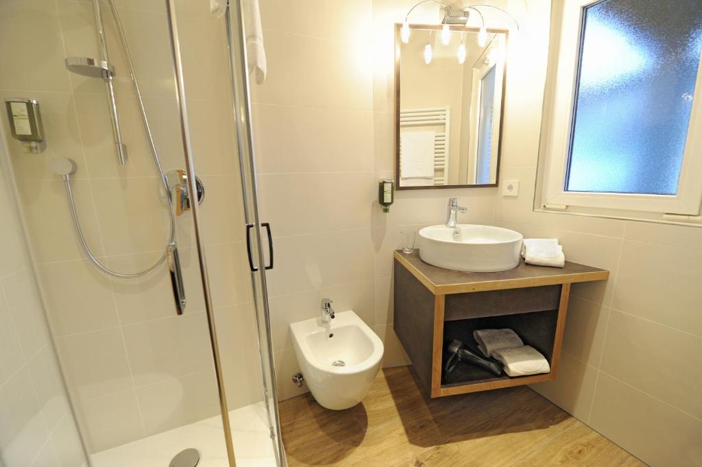 Hotel Maria photo