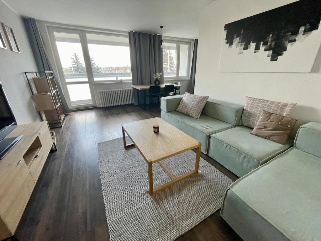 Sunny & Minimalist Apartment near the City Center, Košice