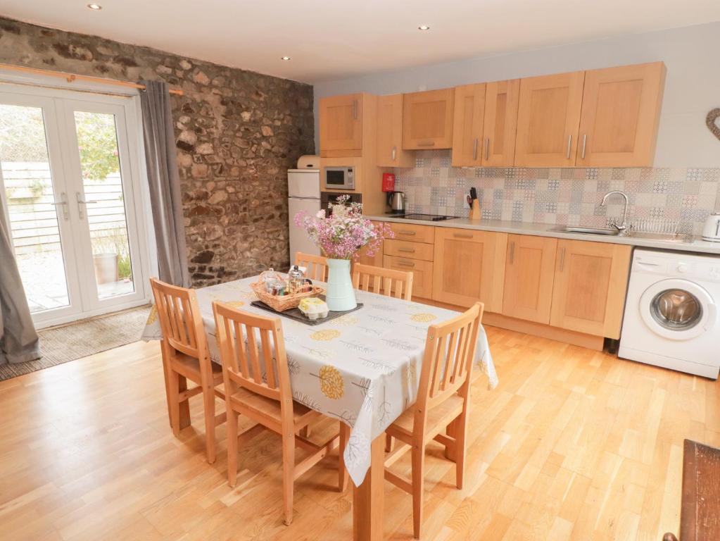 Stable Cottage, Narberth photo 7