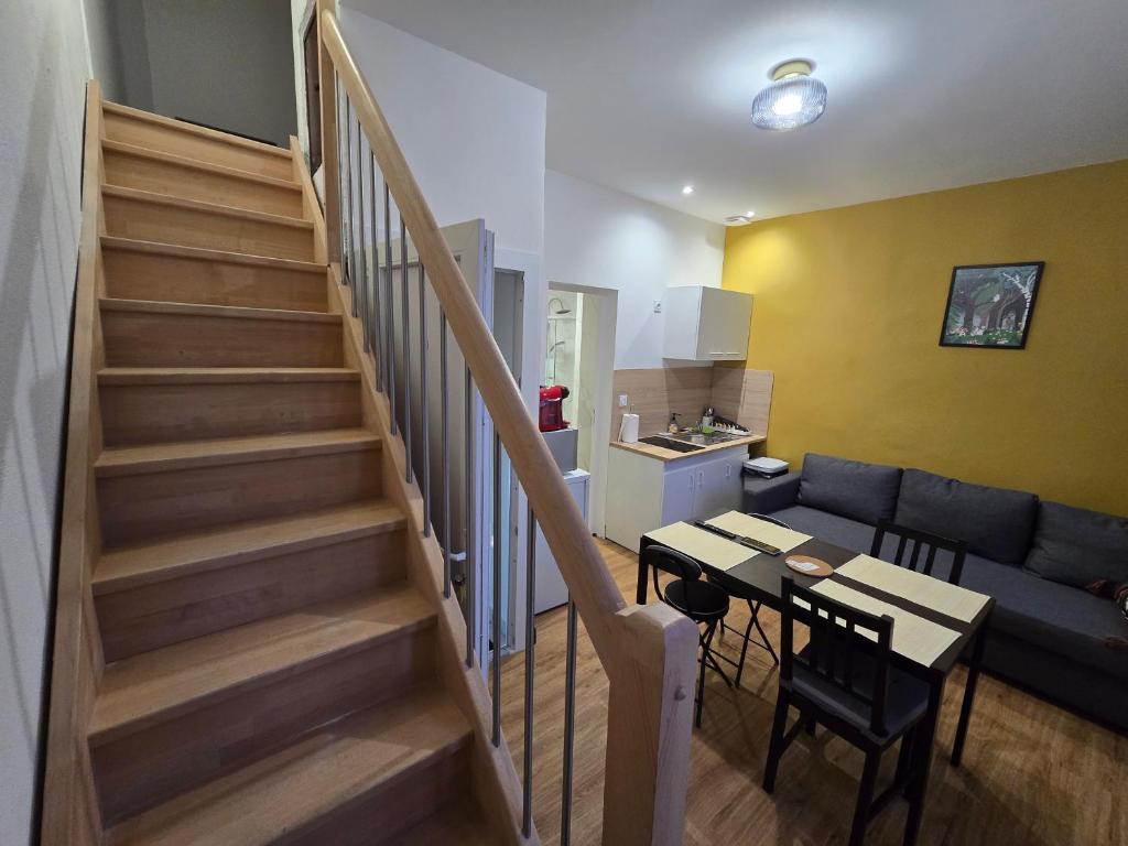E2 - Elégant appartement neuf intramuros climatisé - 4