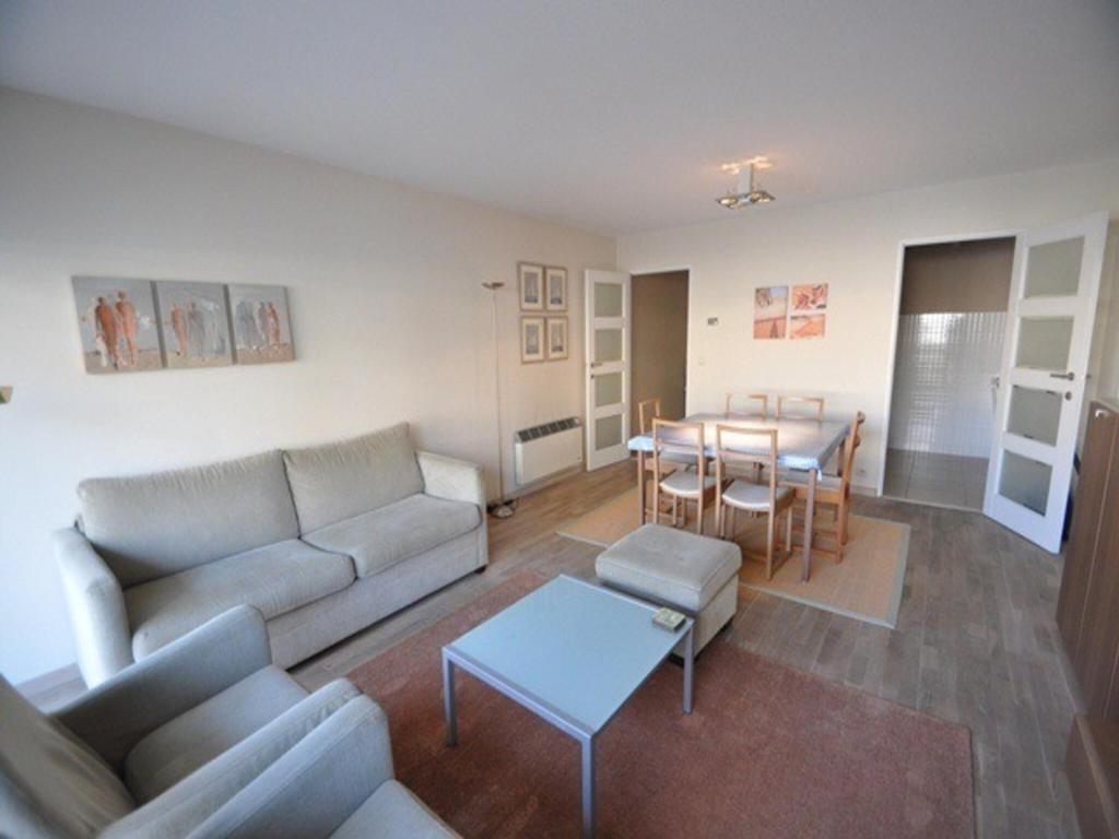 Apartment in Knokke-Heist with garage, Knokke-Heist