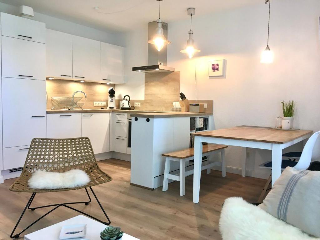 of un an, Erdgeschoss für vier Personen, zentrale und ruhige Lage!, Greetsiel