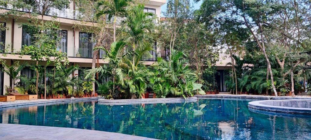 Meraki Luxury Condo by Marea - 2