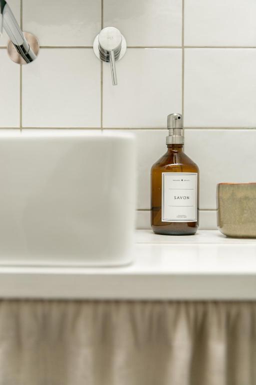 Chambre avec salle de bain et accès indépendant - 2