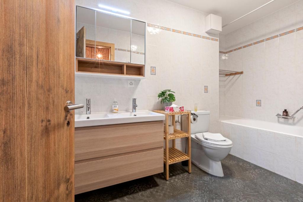 Appartement avec terrasse, proche du centre - 5