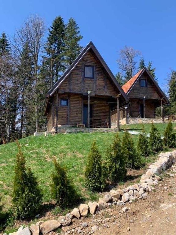 Nest&Rest-Vikendice Tara, Sekulić 