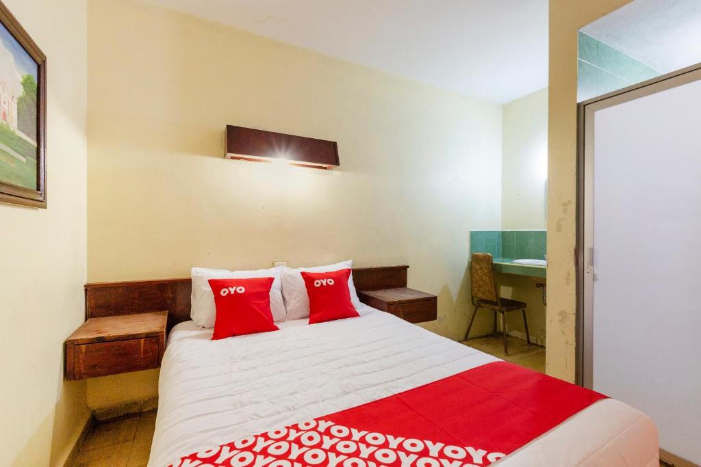OYO Hotel Emperador, Oaxaca - 5