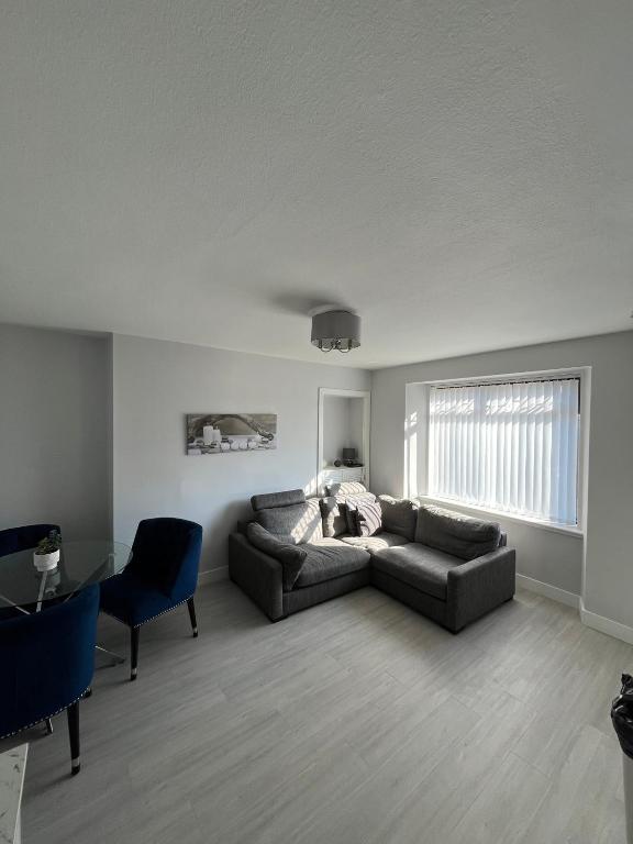 Waterside Apartment, Elgin