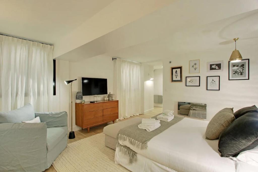 2 appartements en 1 - Superbe logement près du Louvre l 12P - 2