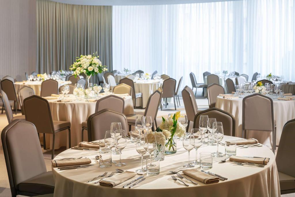 Tárgyalóterem/bálterem