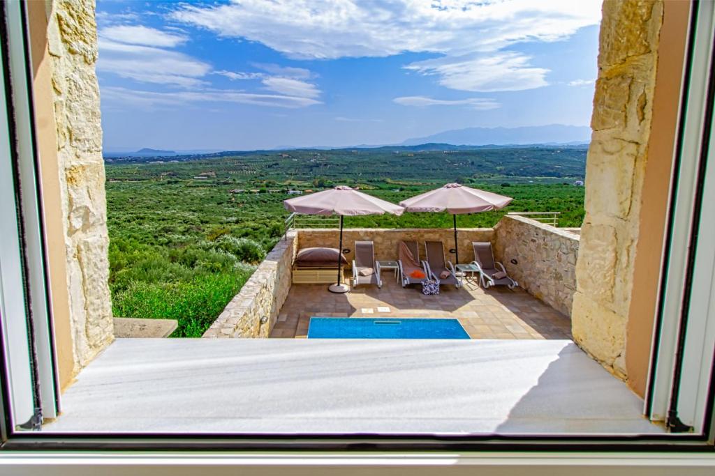 Facilities, Theo Villas With Sea View in Crete Island