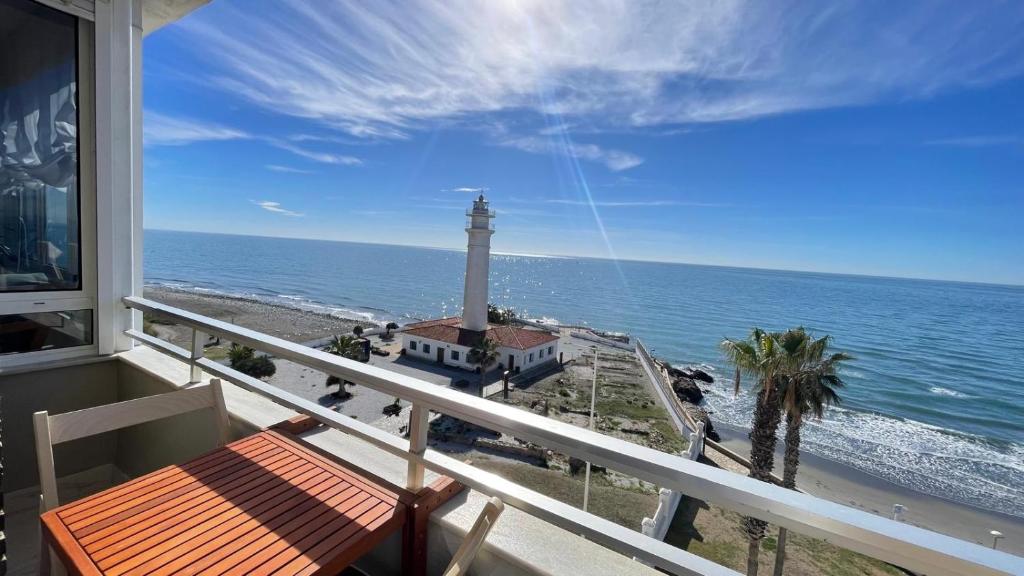 Primera linea de playa en Torrox Costa - 2