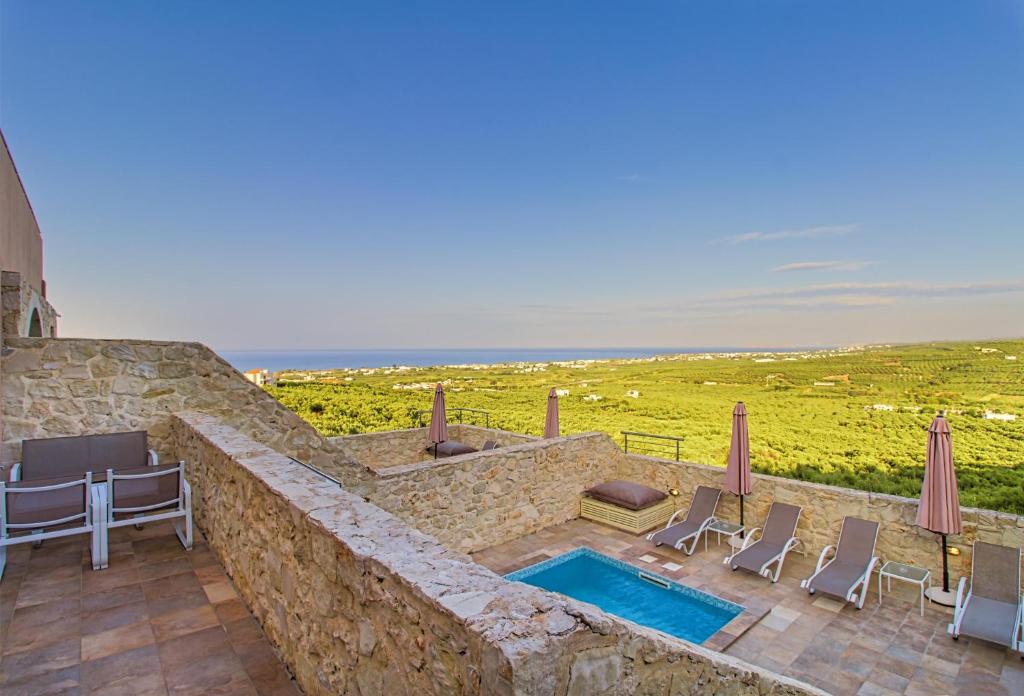 Facilities, Theo Villas With Sea View in Crete Island