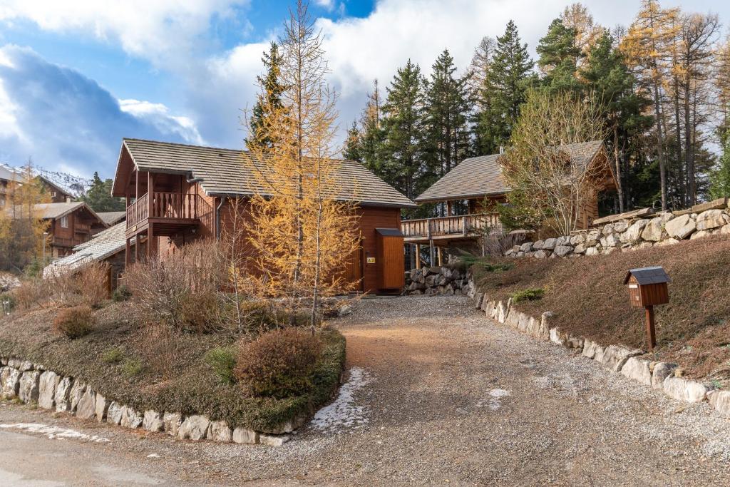 CHALET LUXE, 8-10 Pers, Parking, Sauna, Wifi, Netflix, Recommandé par locataires - 2