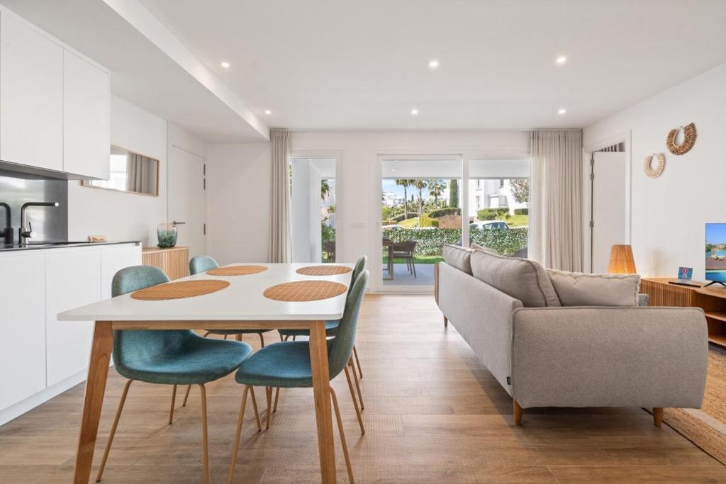 Luxurius ground floor apartment - Alcazaba Lagoon - 3