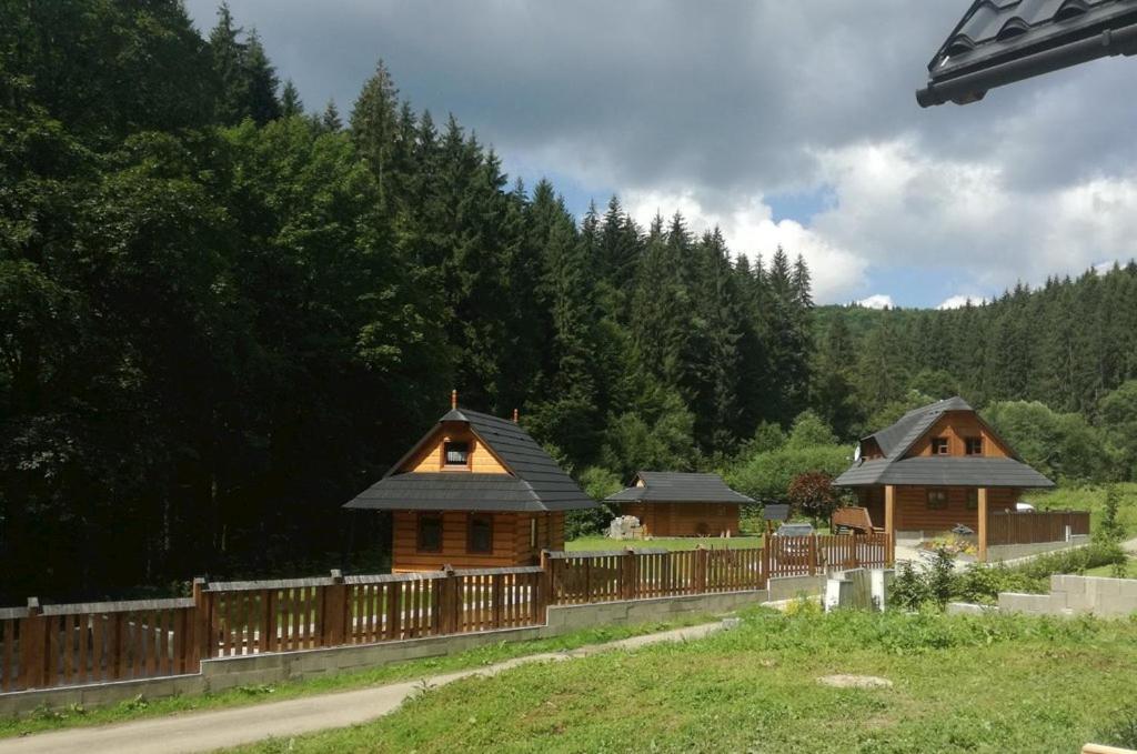 Drevenice u Jozefa, Oravský Podzámok