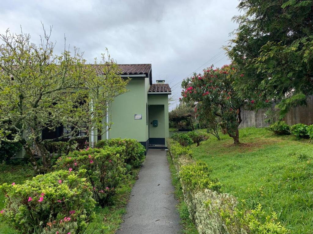 Residência Mariana, Furnas