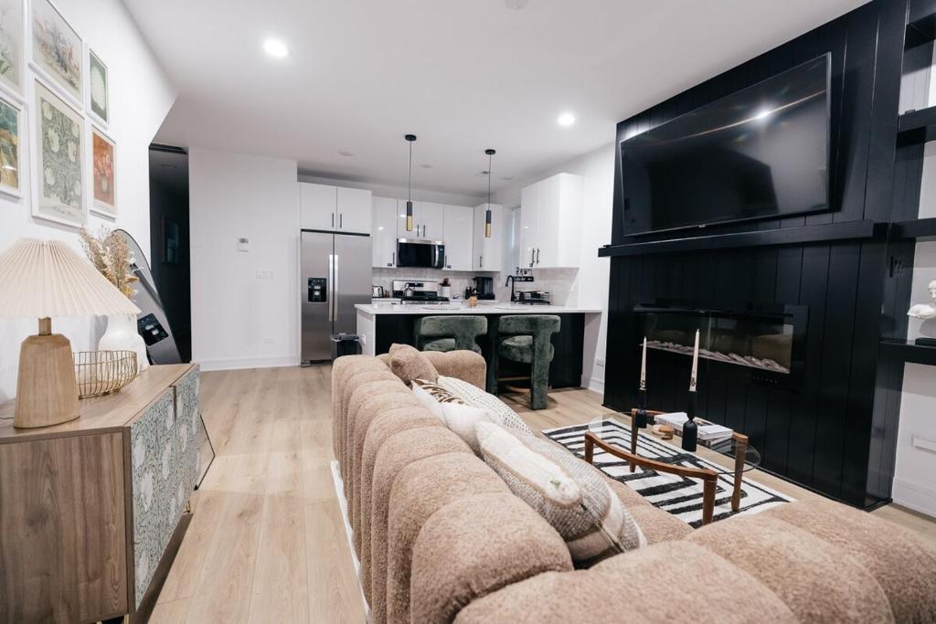 Parisian Retreat 6min to Main Quandrangle U of C, Chicago