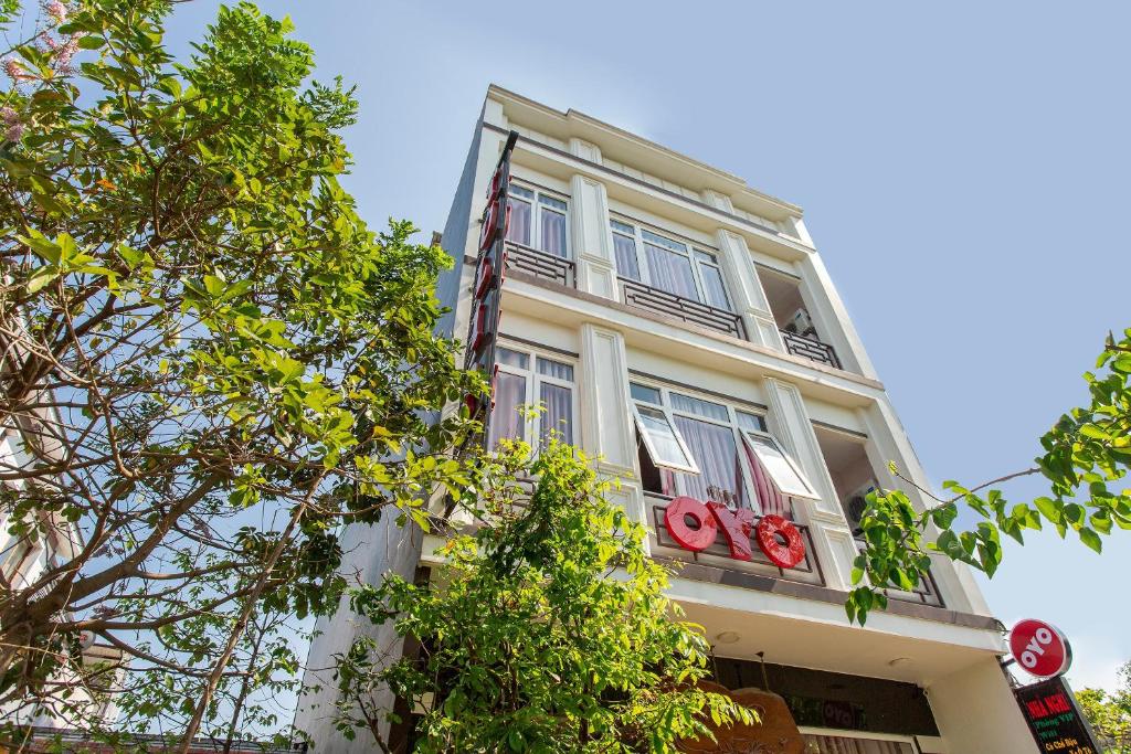 Entrance, OYO 962 Tulip Motel in Da Nang