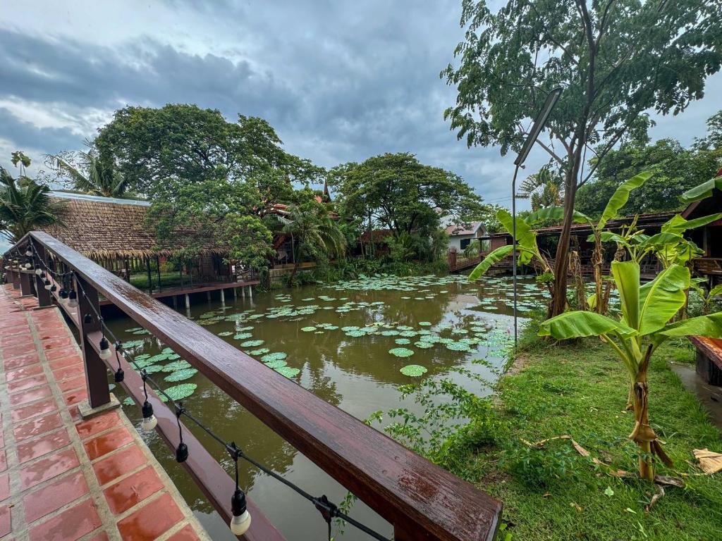 ทางเข้า