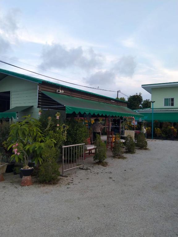 Moo Yim Resort, Rayong