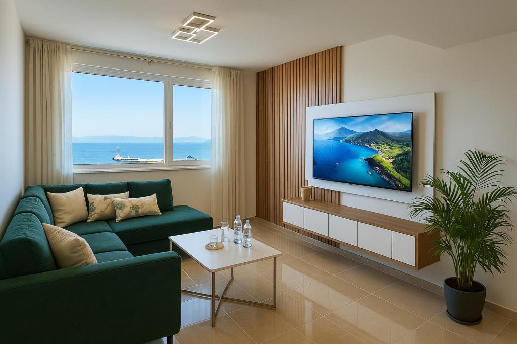 Shared lounge/TV area