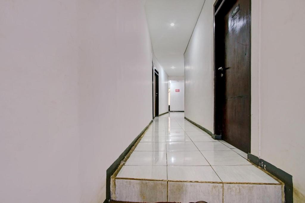 フロント・ロビー