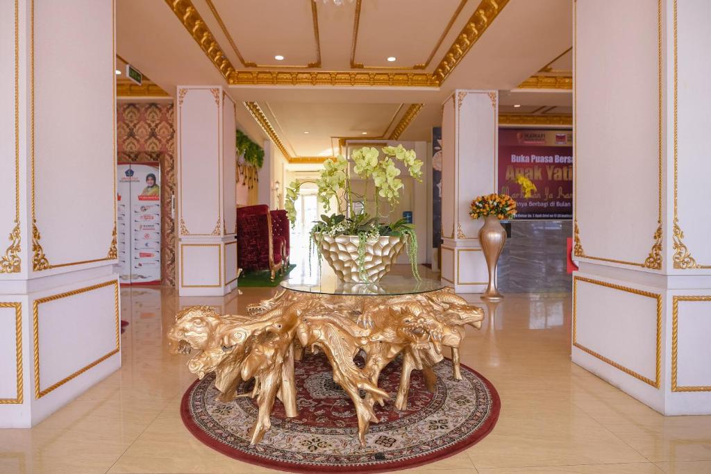 Capital O 854 Ub Caisar Hotel