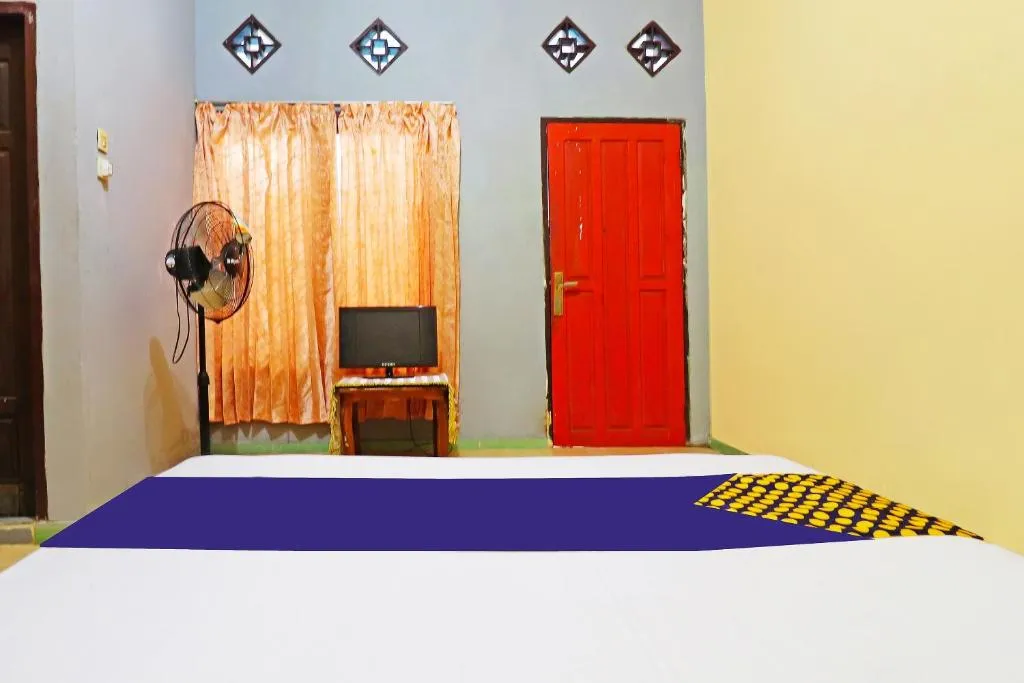 SPOT ON 91222 Kanjeng Mami Homestay Syariah，位于占碑市的酒店