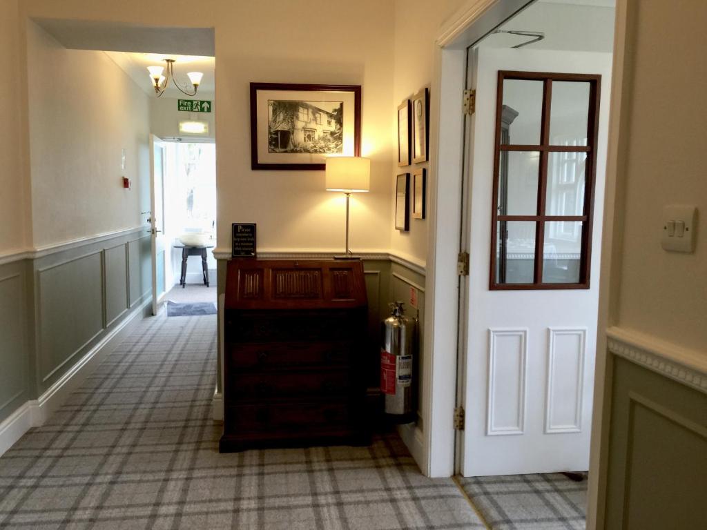 Meadowcroft Guest House photo