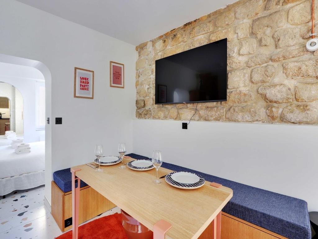 Authentic apartment - 1BR 2P - Goutte-d'Or - 3