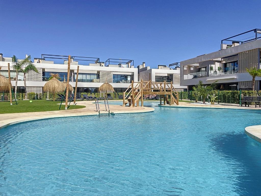 3105 - Penthouse Santa Rosalia Life & Lake Resort - 2