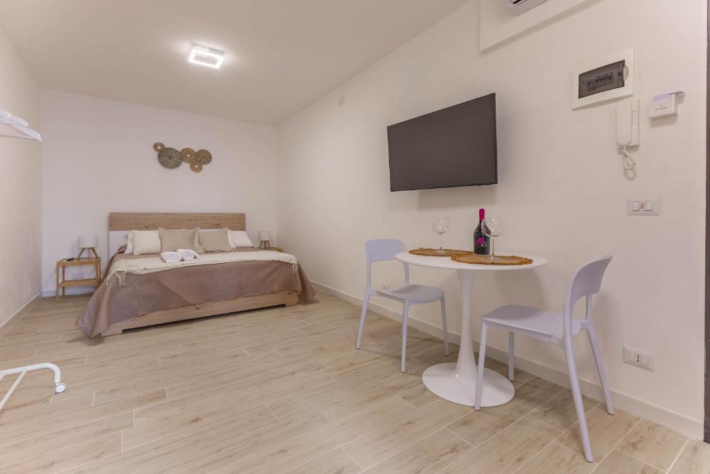 4 Twins - Central Room - 3