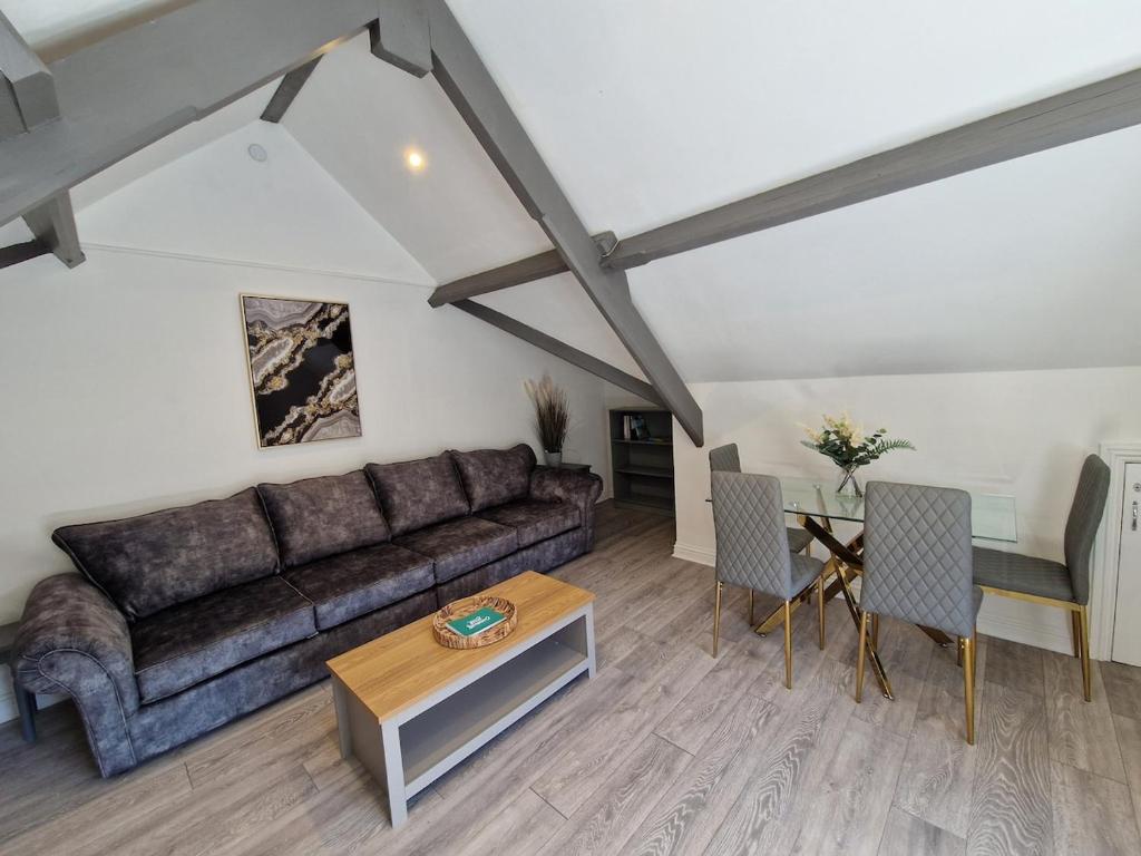 Apartment 3 The Baileys Cwm, Cwm