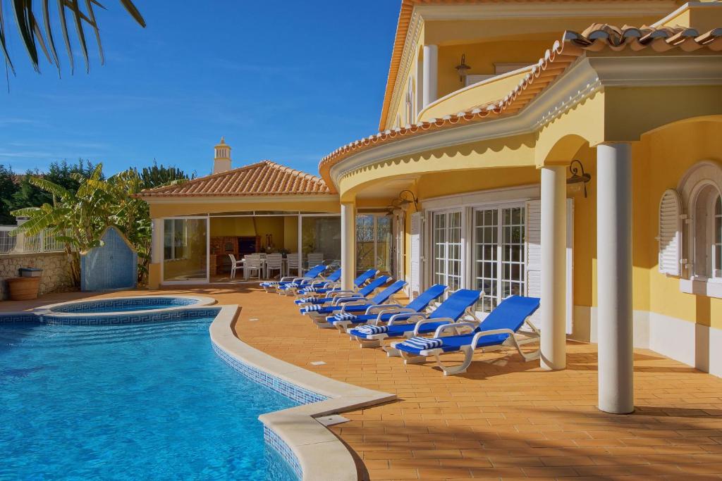 Lisianto by Algarve Villa Holidays, Albufeira