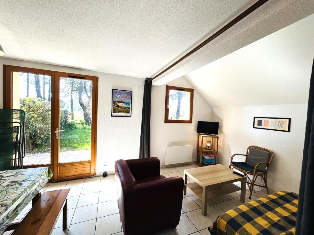 Maisonnette 6 pers- Piscine commune - Plage à 500 m- LOEIZ, Guidel-Plage