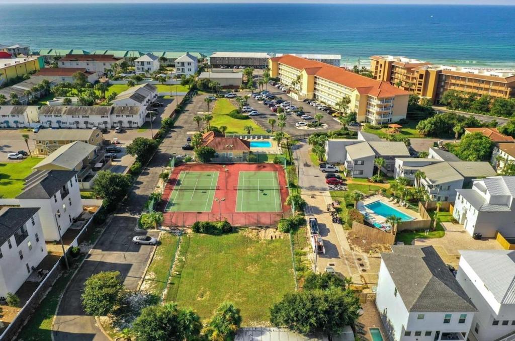 Ciboney 4008, Destin