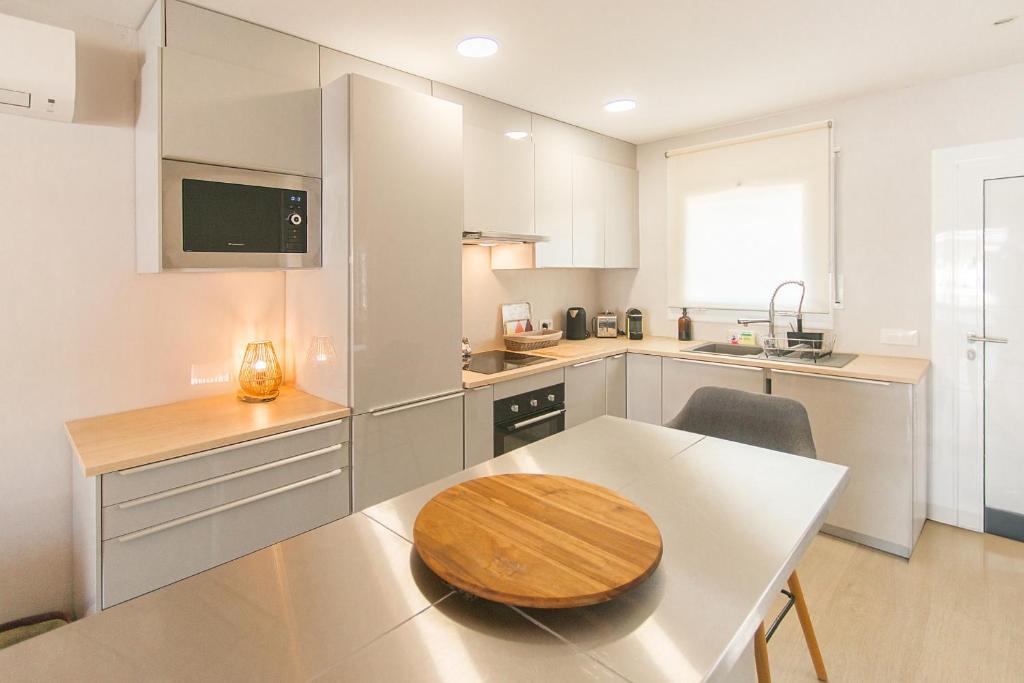 WELCS APARTAMENTO 234 EMP con una gran terraza - 3