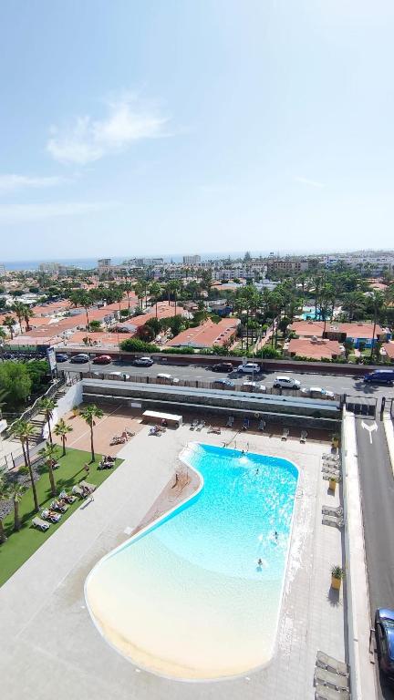 Blue DAY by CASAS COCODRILO, Maspalomas