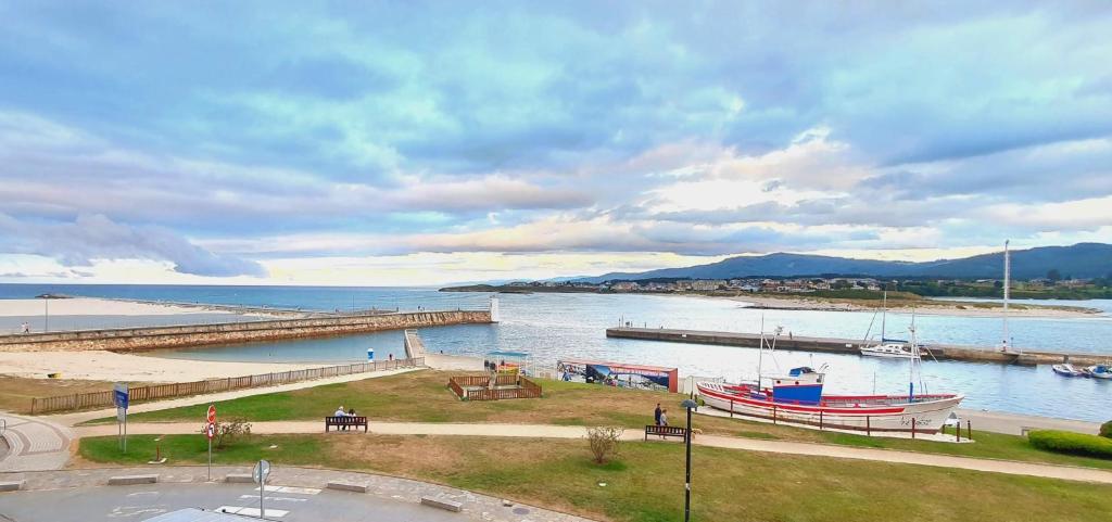 Apartamentos SOL Y PLAYA Foz - 2
