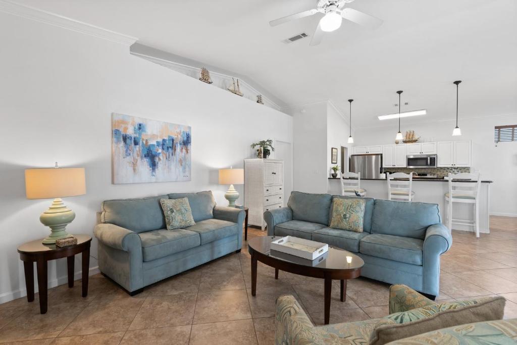 Seas The Day by Newman-Dailey, Destin